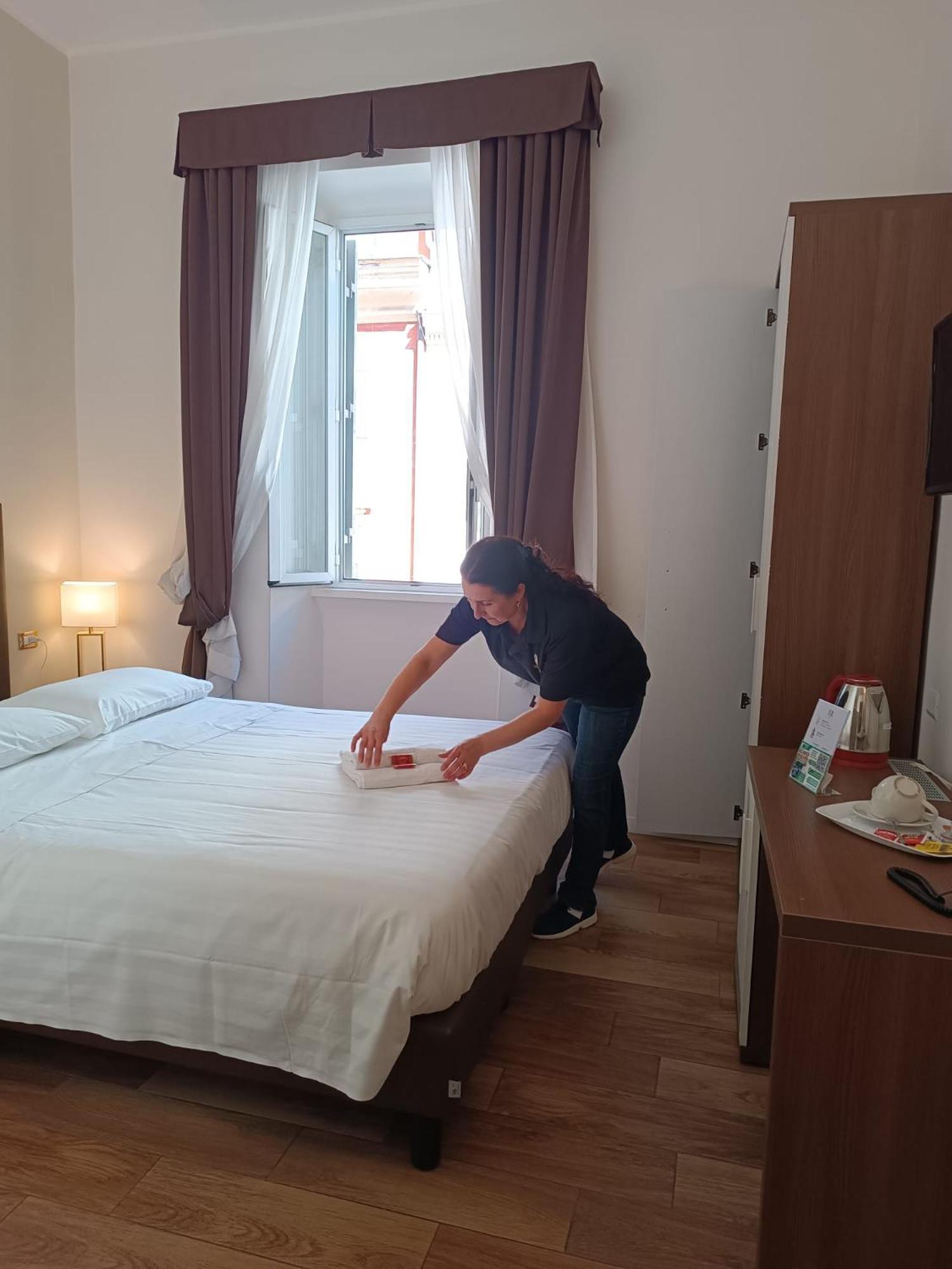 Elegant Rooms Roma Buitenkant foto